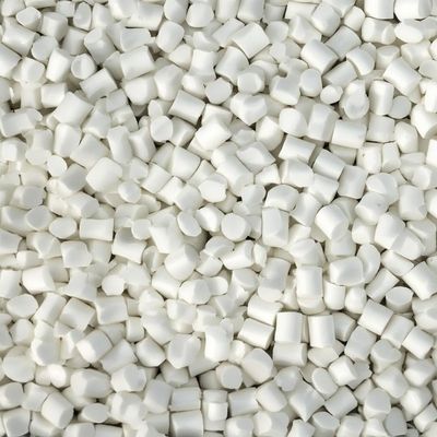 Литьевая смесь ПВХ для труб белого цвета для оптимальной производительности